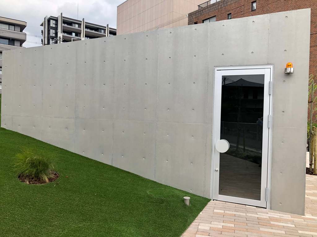 満寿美公園 - 建物入口