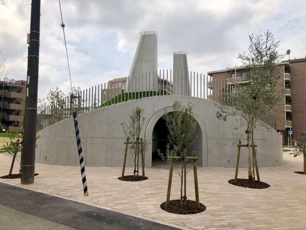 満寿美公園 - 建物外側